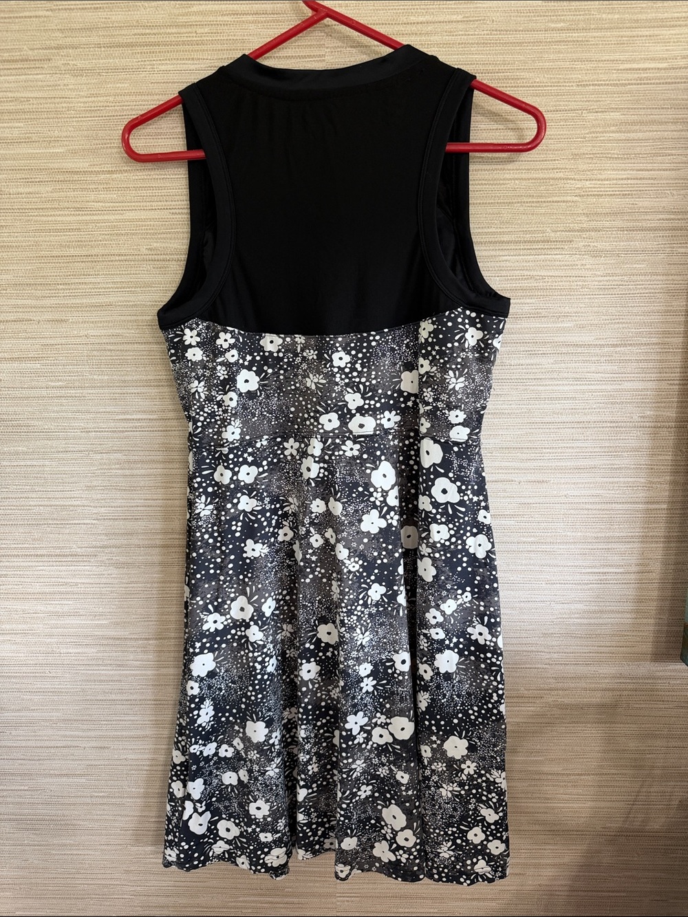 Title Nine Black and White Floral A-Line Women's Dress size M - Picture 5 of 5